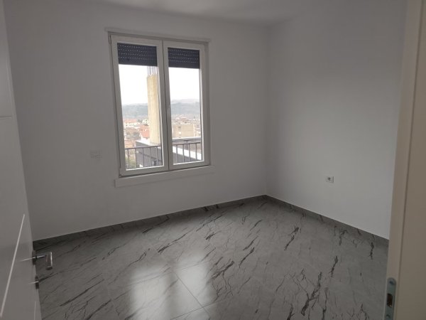Shkoder, shitet apartament 3+1+Ballkon Kati 6, 1.354 m² 