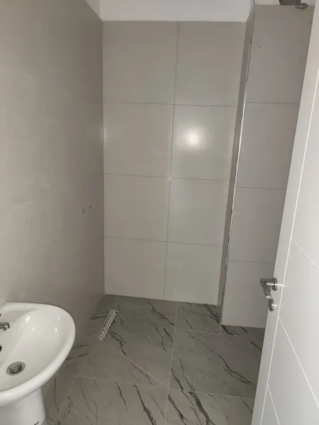 Shkoder, shitet apartament 3+1+Ballkon Kati 6, 1.354 m² 
