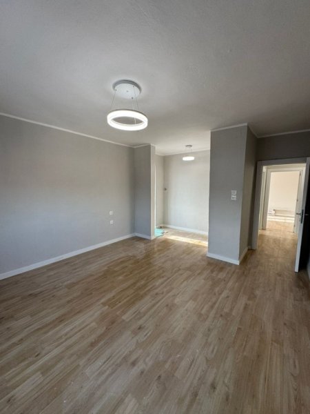 Shkoder, shitet 1+1+Ballkon Kati 5, 57 m² 64.500 € 