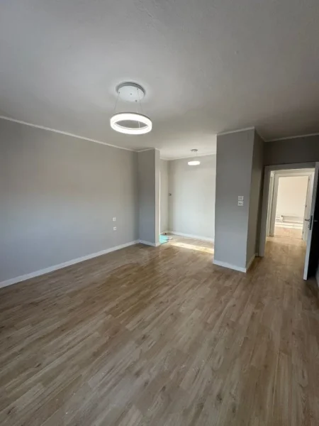 Shkoder, shitet 1+1+Ballkon Kati 5, 57 m² 64.500 € 