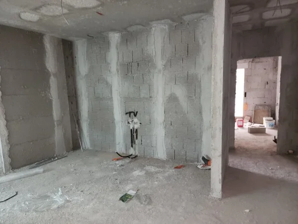 Tirane, shitet apartament 2+1+Aneks+Ballkon Kati 1, 100 m² 