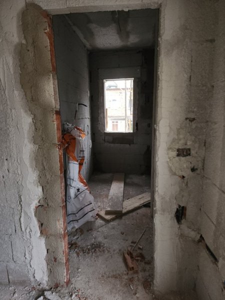 Tirane, shitet apartament 2+1+Aneks+Ballkon Kati 1, 100 m² 