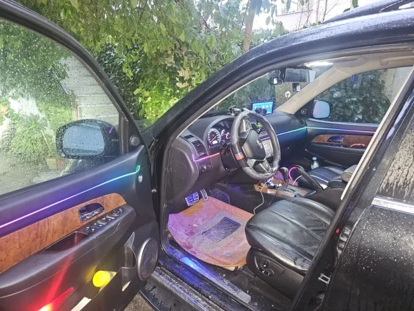 Tirane, shes SUV SsangYong Rexton Nafte, e zeze automatik Klima 330.000 km 11.000 €