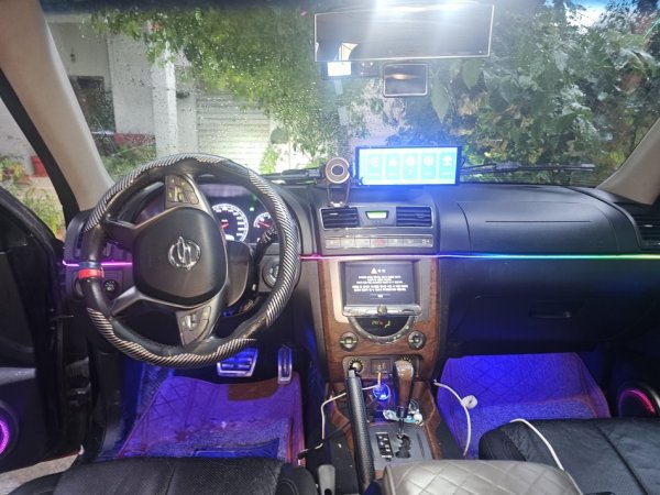 Tirane, shes SUV SsangYong Rexton Nafte, e zeze automatik Klima 330.000 km 11.000 €