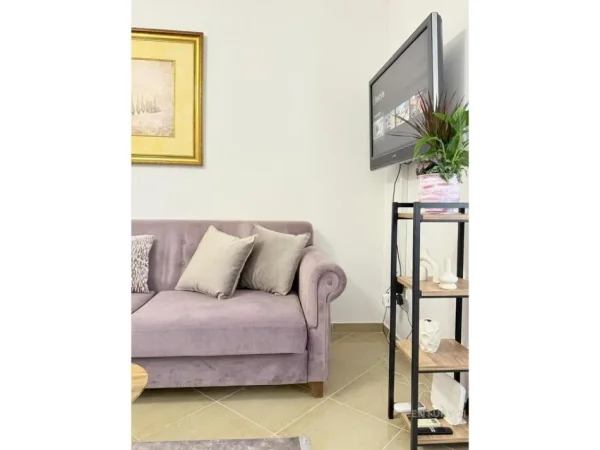 Tirane, jepet me qera apartament 2+1 Kati 4, 82 m² 840 € (Ish Ekspozita)