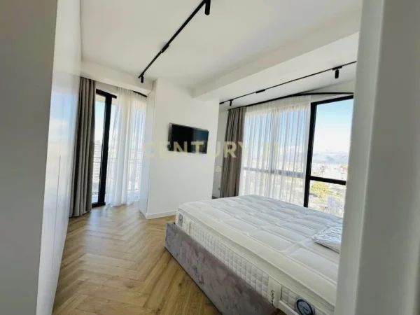 Tirane, jepet me qera apartament 2+1 Kati 9, 104 m² 1.200 € (Golden Tower Residence)