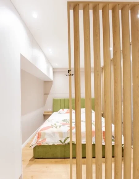 Tirane, jepet me qera garsonier Kati 4, 32 m² 700 € (BLLOKU)