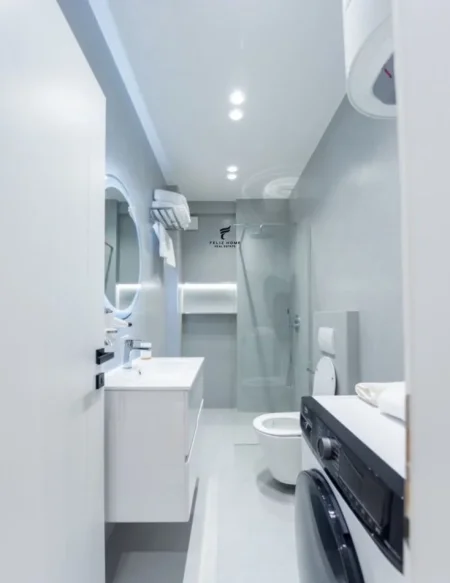 Tirane, jepet me qera garsonier Kati 4, 32 m² 700 € (BLLOKU)