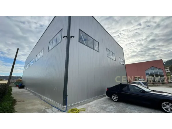 Tirane, shitet ambjent biznesi Kati 1, 1.000 m² 1.000.000 € (Prush)