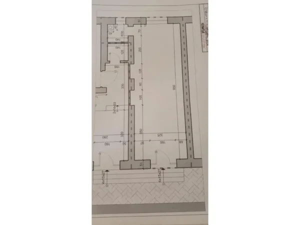 Tirane, shes dyqan Kati 0, 66 m² 205.000 € (Rruga Ferit Xhajko)