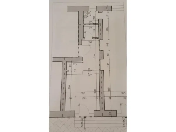Tirane, shes dyqan Kati 0, 66 m² 205.000 € (Rruga Ferit Xhajko)