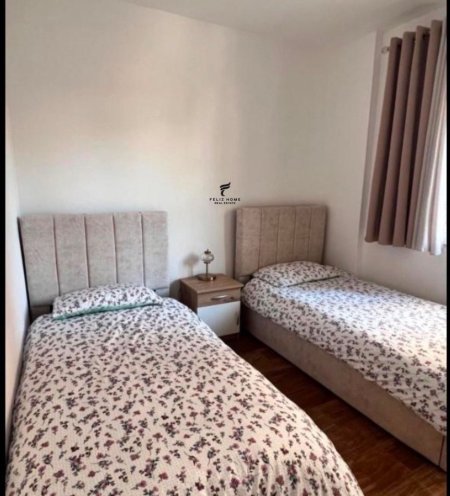 Tirane, jepet me qera apartament 1+1+Ballkon Kati 1, 50 m² 420 € (QYTET STUDENTI)