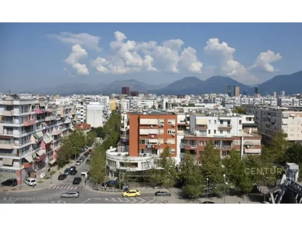 Tirane, shes dyqan Kati 0, 200 m² 430.000 € (Rruga Rrapo Hekali)