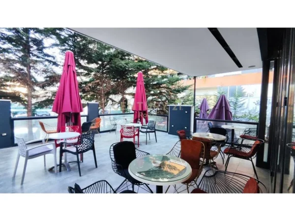 Tirane, shes lokal Kati 0, 170 m² 350.000 € (Astir)