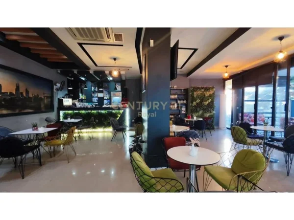 Tirane, shes lokal Kati 0, 170 m² 350.000 € (Astir)