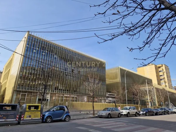 Tirane, shitet garazh | post parkimi Kati -2, 21 m² 30.000 € (Shkolla Sami Frasheri)