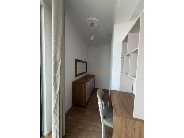 Tirane, jepet me qera apartament Kati 9, 86 m² 1.000 €
