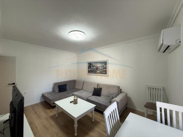 Tirane, jepet me qera apartament Kati 3, 75 m² 850 €