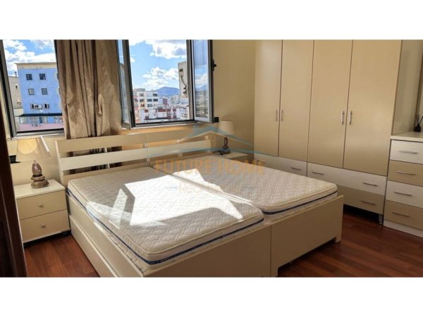 Tirane, jepet me qera apartament Kati 7, 54 m² 800 €