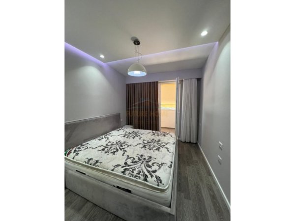 Tirane, jepet me qera apartament Kati 6, 122 m² 1.400 € 