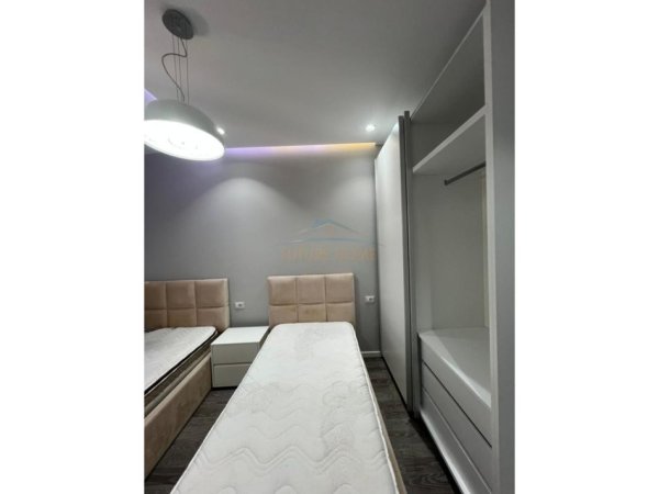 Tirane, jepet me qera apartament Kati 6, 122 m² 1.400 € 
