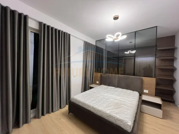 Tirane, jepet me qera Vile Kati 0, 258 m² 1.500 € 