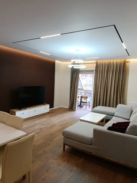 Tirane, shitet apartament Kati 4, 126 m² (Rruga Don Bosko)