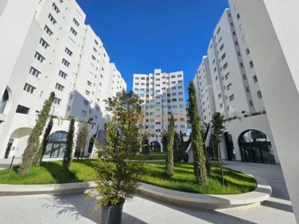 Tirane, jepet me qera apartament 2+1+Ballkon Kati 2, 96 m² (River Residence)