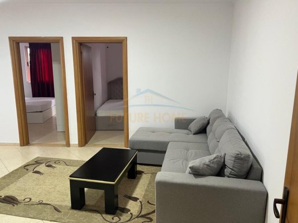 Tirane, jepet me qera apartament 2+1+Ballkon Kati 8, 90 m² 470 € (Astir)