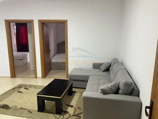 Tirane, jepet me qera apartament 2+1+Ballkon Kati 8, 90 m² 470 € (Astir)
