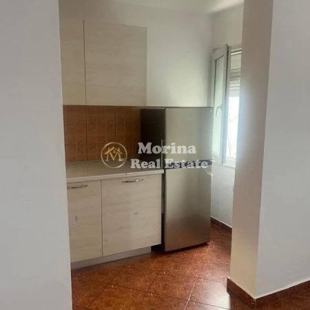 Tirane, jepet me qera apartament 1+1 Kati 5, 70 m² 500 € (Rruga Mine Peza)