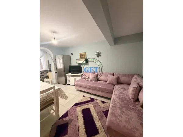 Durres, jepet me qera apartament 2+1 Kati 3, 80 m² 500 € 