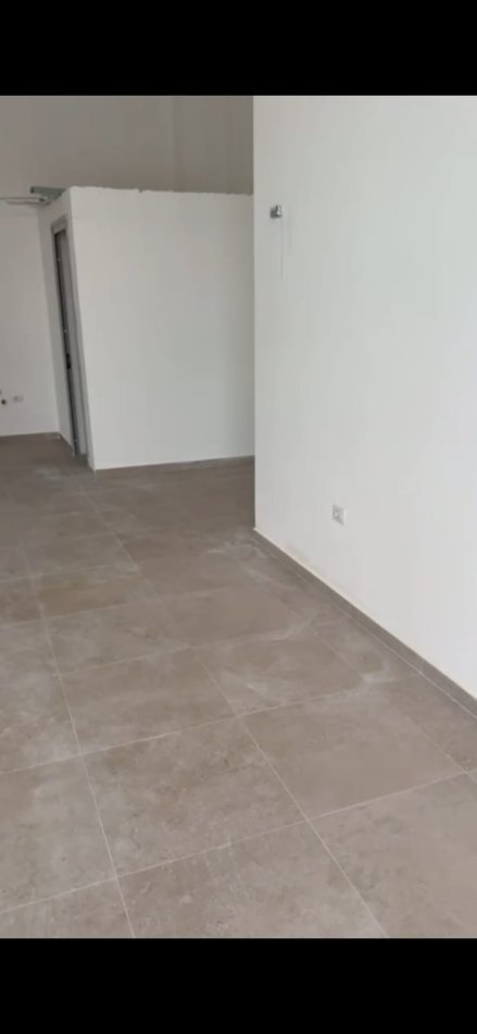 Tirane, jepet me qera ambjent biznesi Kati 0, 100 m² 1.400 € (Rruga Teodor Keko)