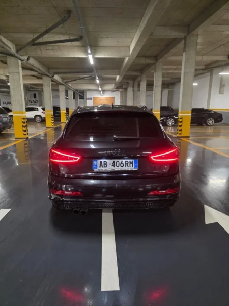 Tirane, shes makine Audi Q3 Nafte, e zeze automatik Klima 260.000 km 14.000 €