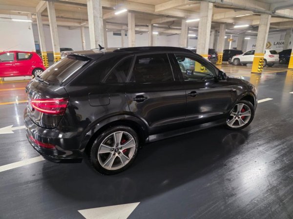 Tirane, shes makine Audi Q3 Nafte, e zeze automatik Klima 260.000 km 14.000 €