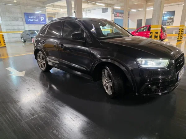 Tirane, shes makine Audi Q3 Nafte, e zeze automatik Klima 260.000 km 14.000 €