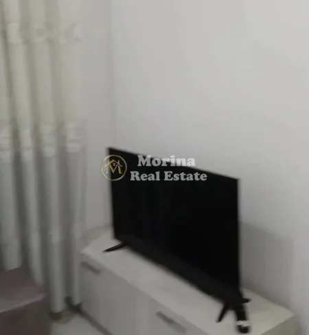 Tirane, jepet me qera apartament 1+1 Kati 3, 60 m² 350 € (Ali Demi, Mangalem21)