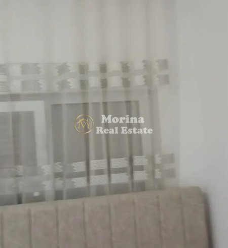 Tirane, jepet me qera apartament 1+1 Kati 3, 60 m² 350 € (Ali Demi, Mangalem21)