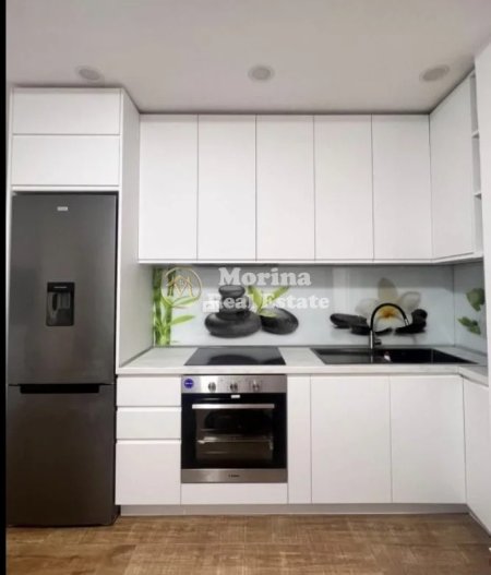 Tirane, jepet me qera shtepi 1+1 Kati 0, 40 m² 420 € (Vilat Gjermane)