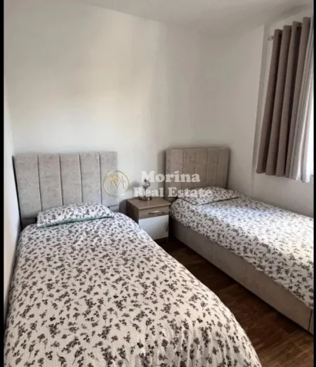 Tirane, jepet me qera shtepi 1+1 Kati 0, 40 m² 420 € (Vilat Gjermane)