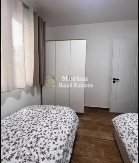 Tirane, jepet me qera shtepi 1+1 Kati 0, 40 m² 420 € (Vilat Gjermane)