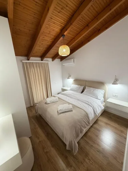 Tirane, jepet me qera apartament 1+1 Kati 3, 60 m² 850 € (Komuna Parisit)