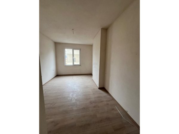 Tirane, shes apartament 2+1 Kati 2, 98 m² 88.500 € (kamez)