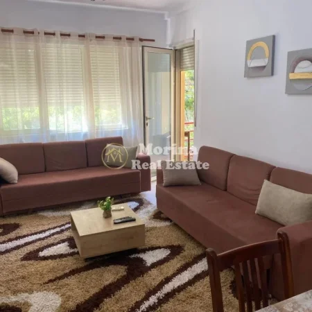 Tirane, jepet me qera apartament 1+1 Kati 3, 70 m² 500 € (Liqeni i Thate)