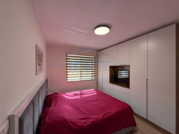 Tirane, jepet me qera apartament 2+1 , 75 m² 850 € (Stadiumi Dinamo)