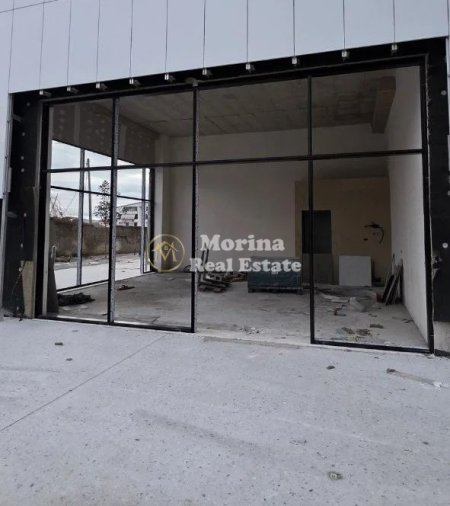 Tirane, jepet me qera ambjent biznesi Kati 0, 57 m² 1.270 € (Porcelan)