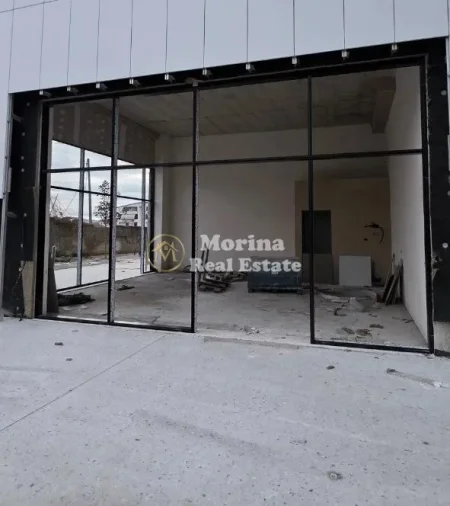 Tirane, jepet me qera ambjent biznesi Kati 0, 57 m² 1.270 € (Porcelan)