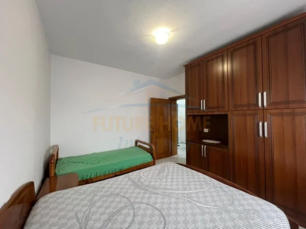 Tirane, jepet me qera apartament 1+1 Kati 6, 61 m² 519 € 