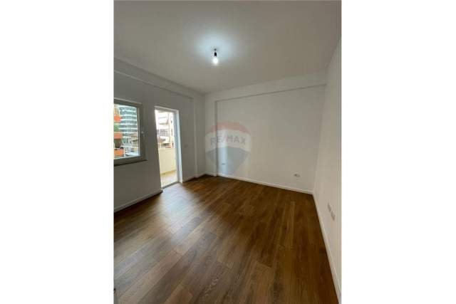 Tirane, shes apartament 1+1+BLK Kati 4, 62 m² 138.000 Euro