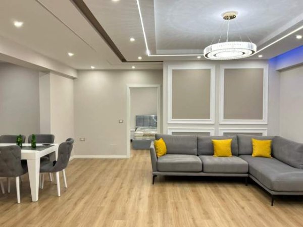 Tirane, shitet apartament 2+1 117 m² 220.000 Euro (Rr. Margarita TUTULANI)